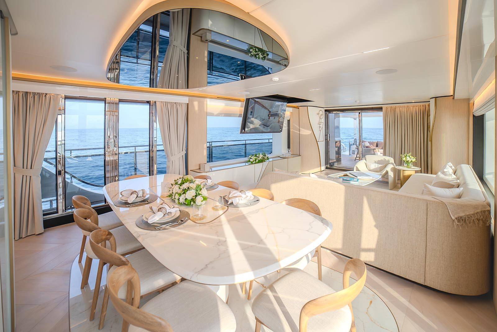 Gulf Craft Majesty 100 Terrace