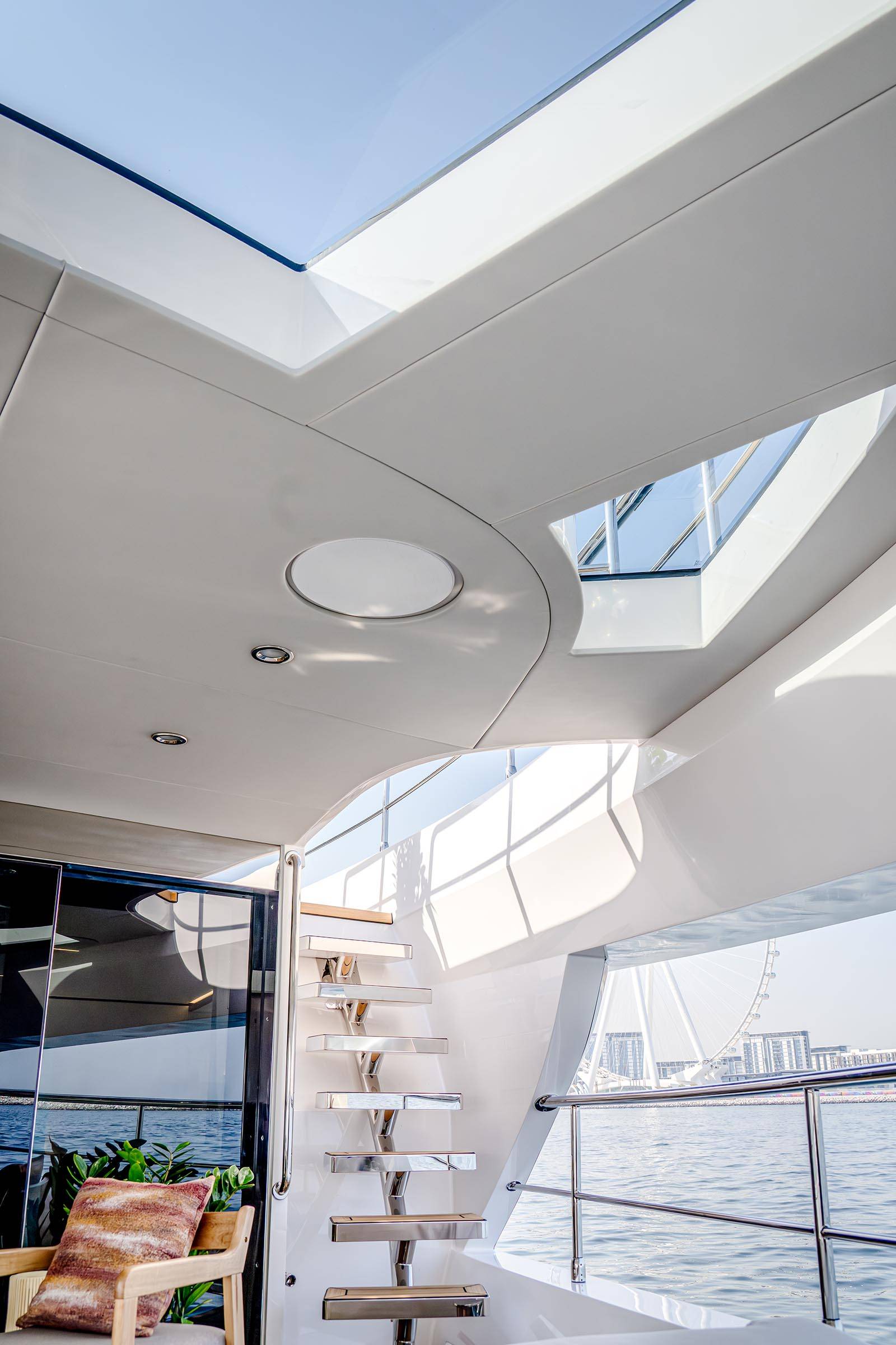 Gulf Craft Majesty 100 Terrace
