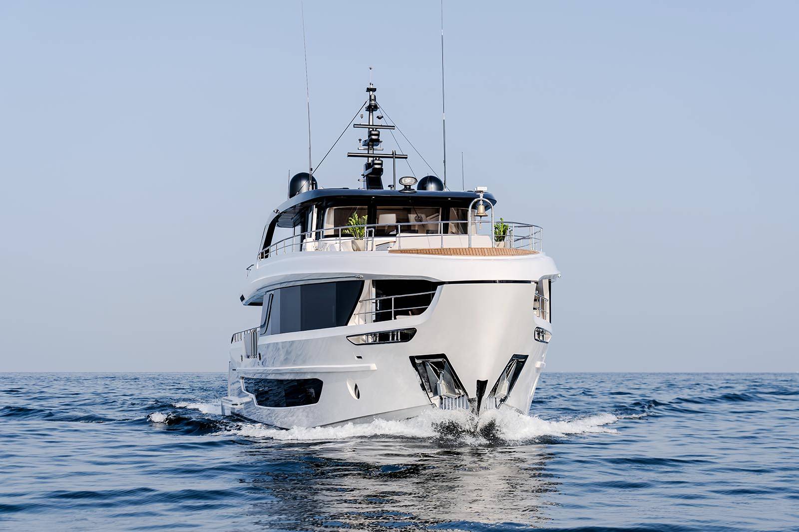 Gulf Craft Majesty 100 Terrace